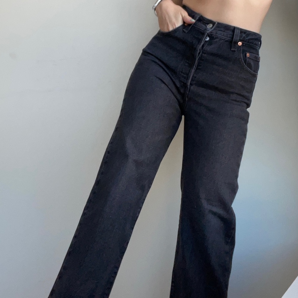 Levi’s Straight Rib Cage PETITE Black Jeans